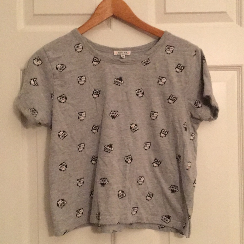 Super cute casual tee!!! ❤️ 💕 💗 🦉